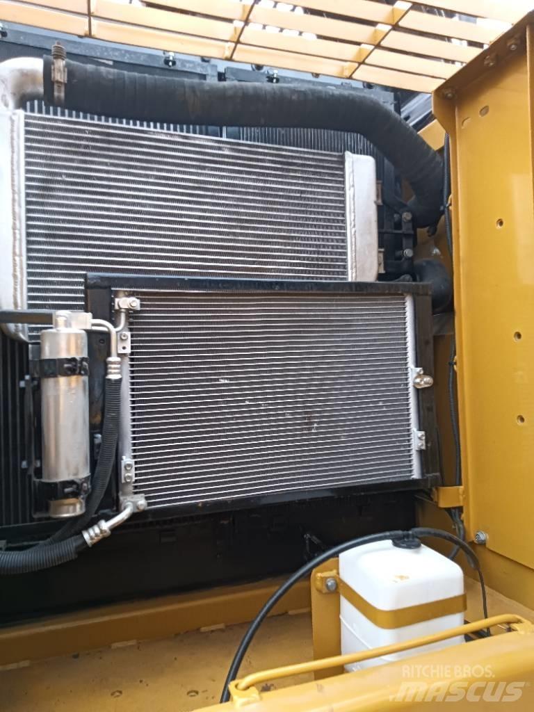 CAT 320D2 Μίνι εκσκαφείς 7t - 12t