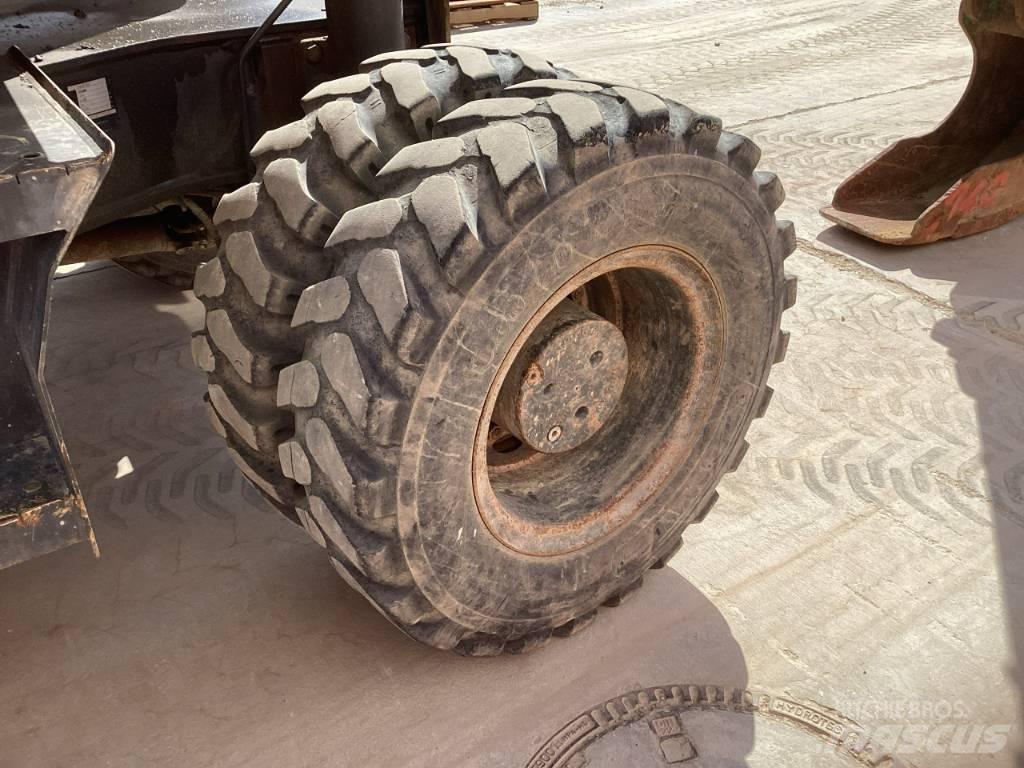Komatsu PW 160-7E0 Εκσκαφείς με τροχούς - λάστιχα