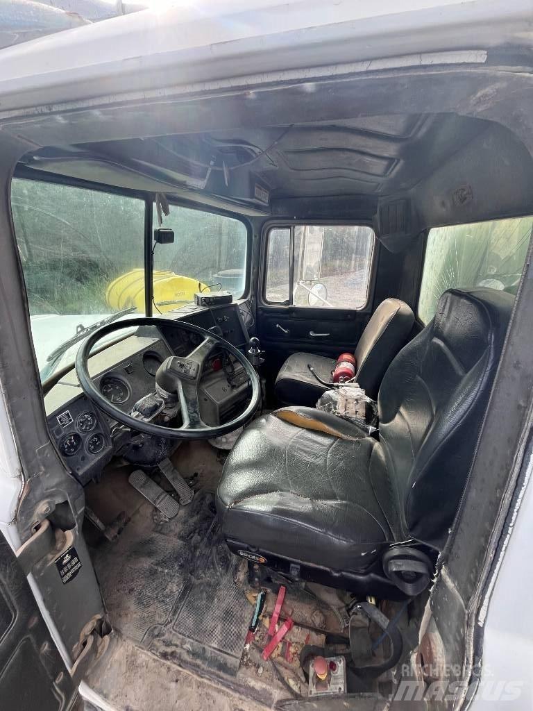 Mack RD 688 Βυτία νερού