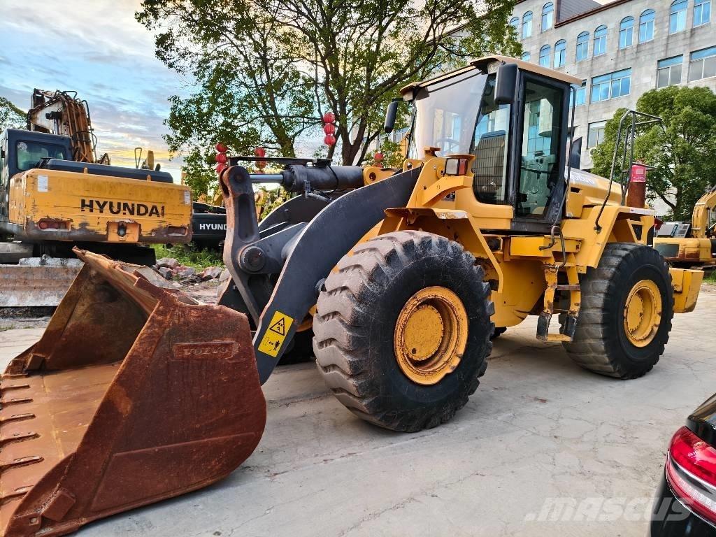 Volvo L 120 Φορτωτές με λάστιχα (Τροχοφόροι)