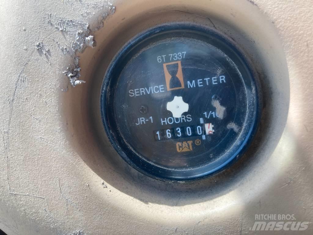 CAT 330 B Εκσκαφείς με ερπύστριες