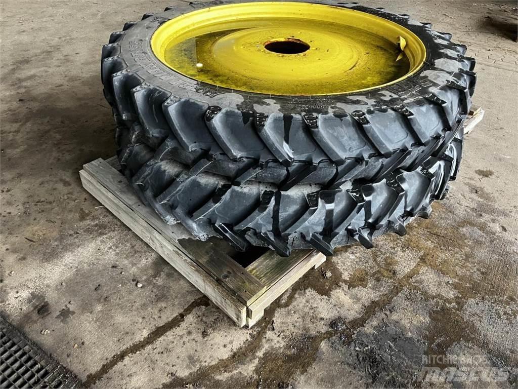 BKT 270/95R48 Ελαστικά και ζάντες