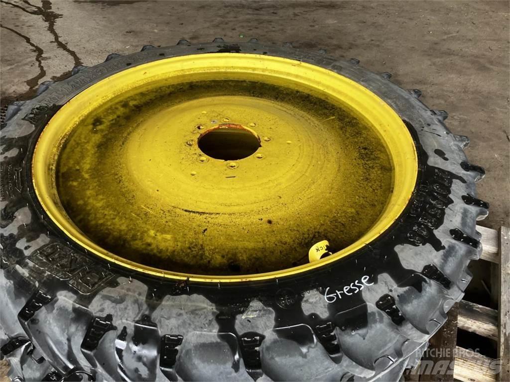 BKT 270/95R48 Ελαστικά και ζάντες