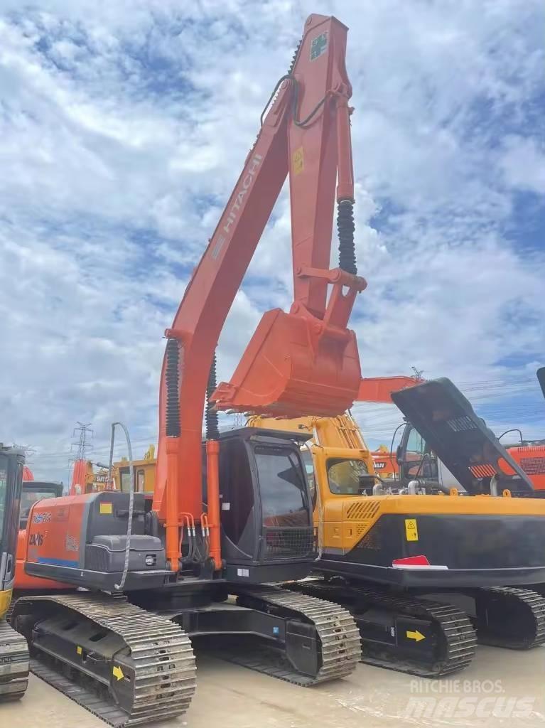 Hitachi ZX 200 Εκσκαφείς με ερπύστριες