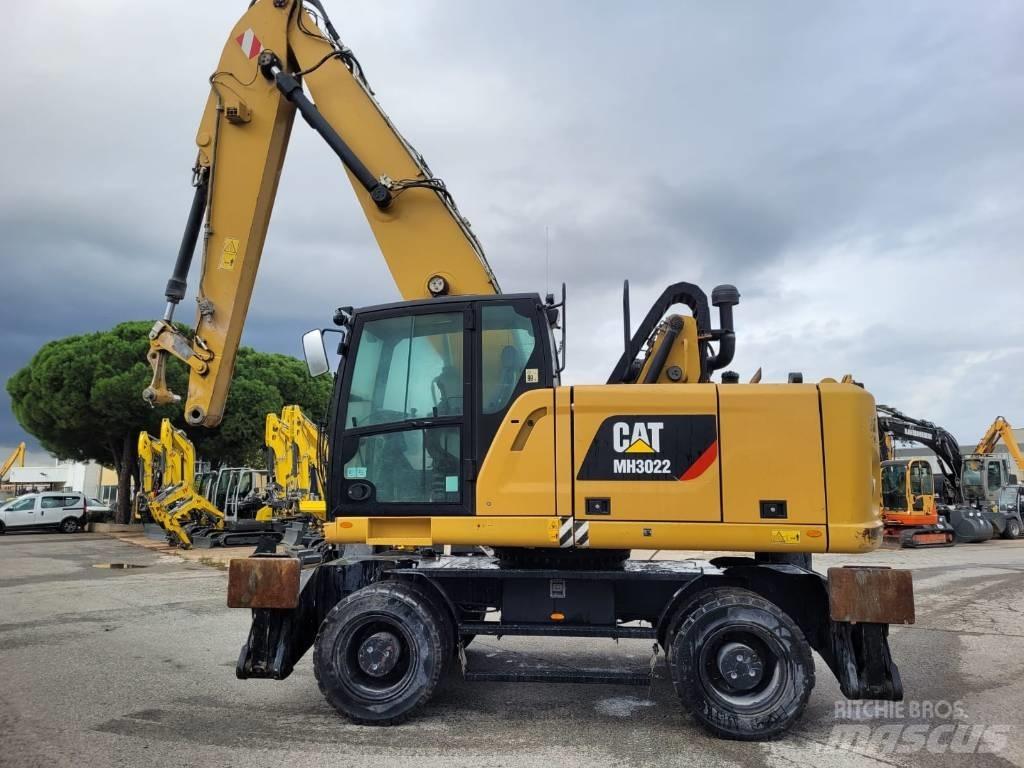 CAT mh3022 Εκσκαφείς με τροχούς - λάστιχα