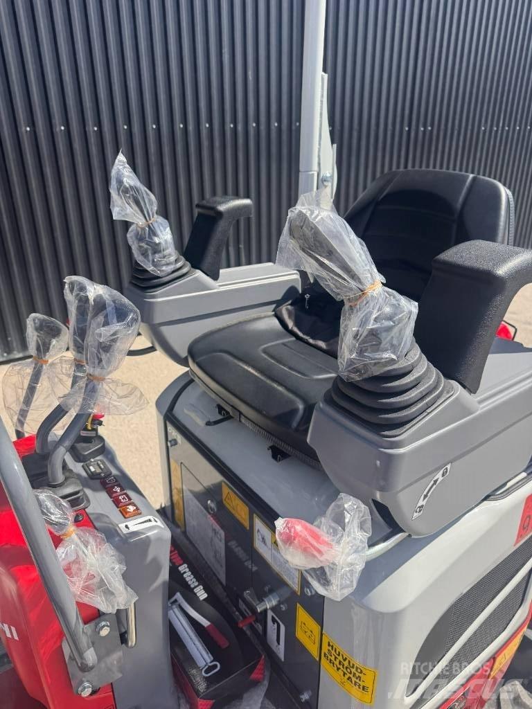 Takeuchi TB 210 R Εκσκαφάκι (διαβολάκι) < 7t