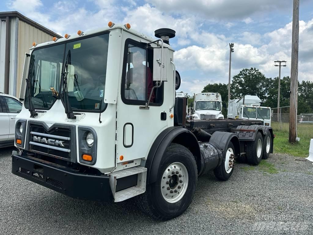 Mack MRU613 Απορριμματοφόρα