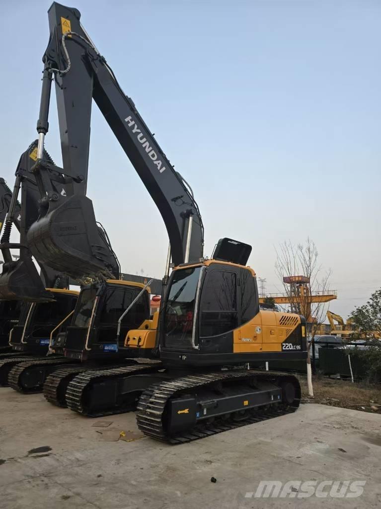 Hyundai 220-9 Μίνι εκσκαφείς 7t - 12t