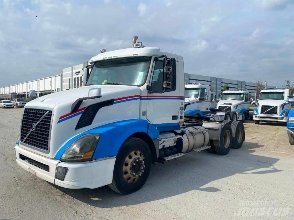 Volvo VNL Τράκτορες