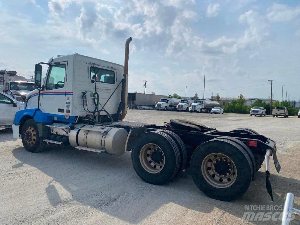 Volvo VNL Τράκτορες