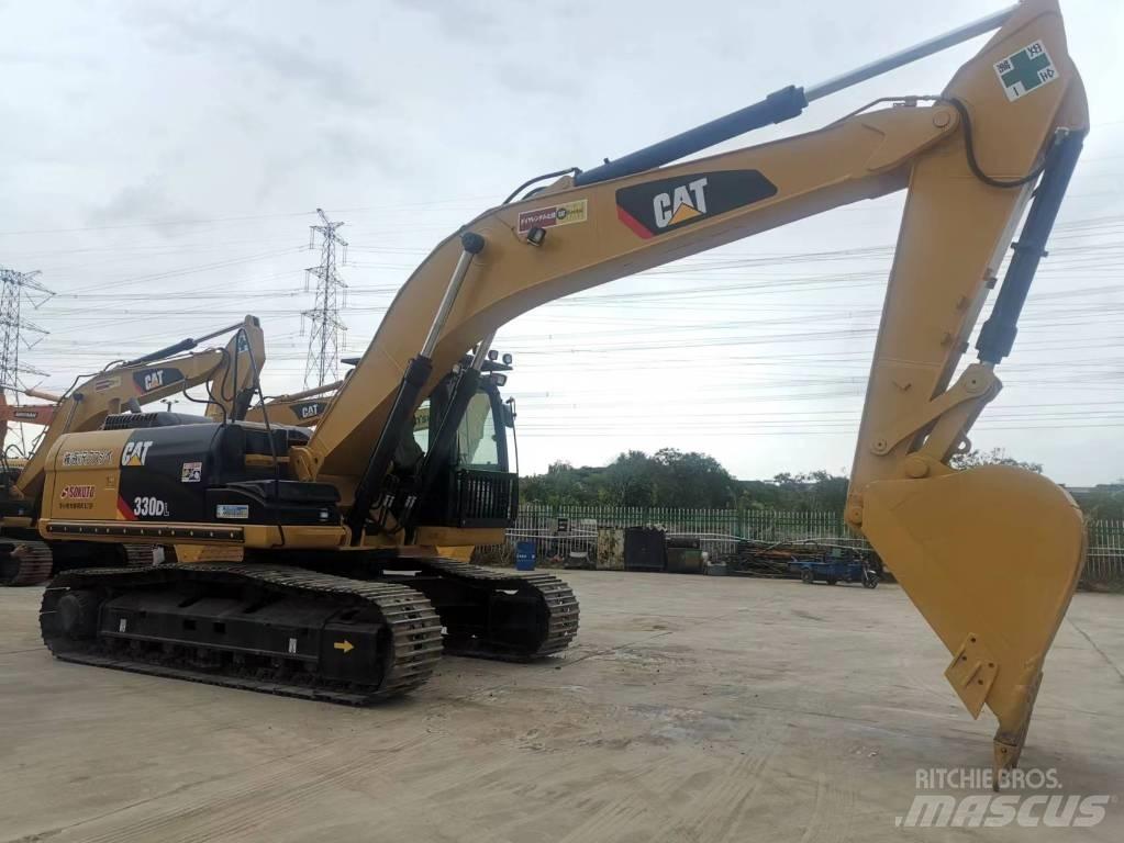 CAT 330 D Εκσκαφείς με ερπύστριες