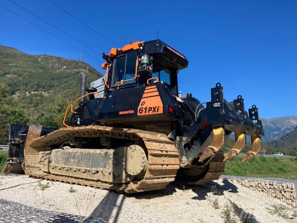 Komatsu D61PXI-24E0 Μπουλντόζες με ερπύστριες
