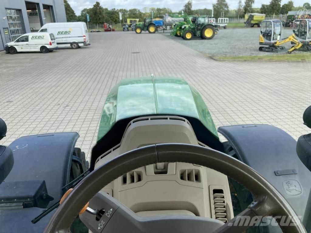 John Deere 6R215 Τρακτέρ