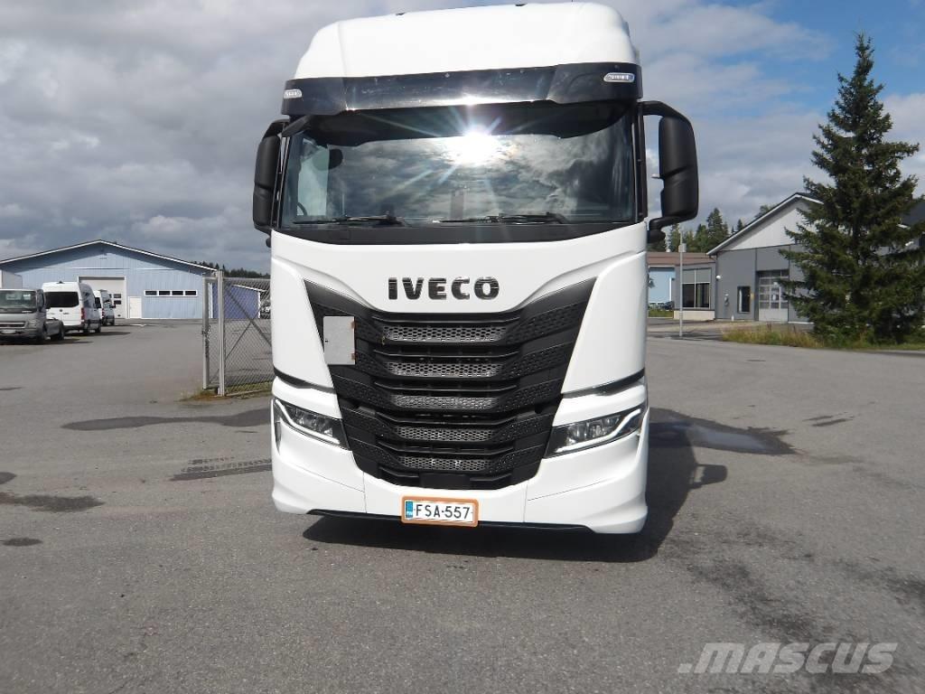 Iveco AS 440 ST Τράκτορες