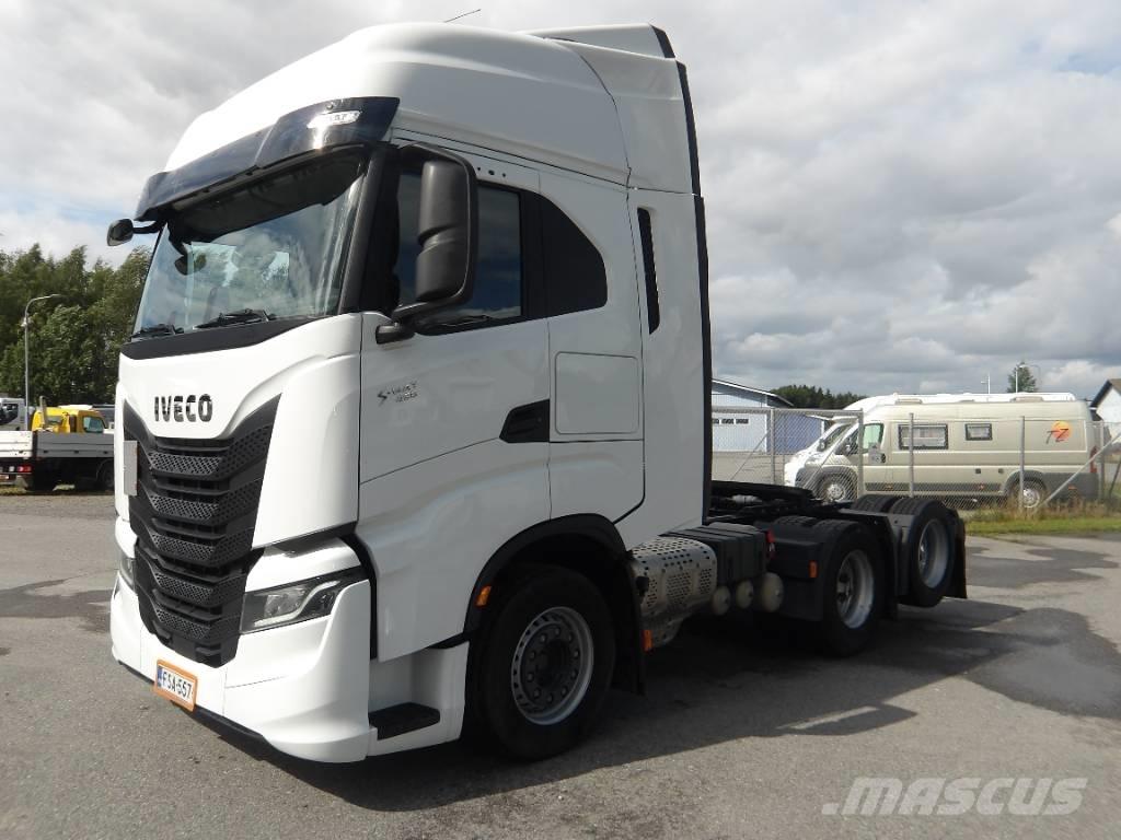 Iveco AS 440 ST Τράκτορες