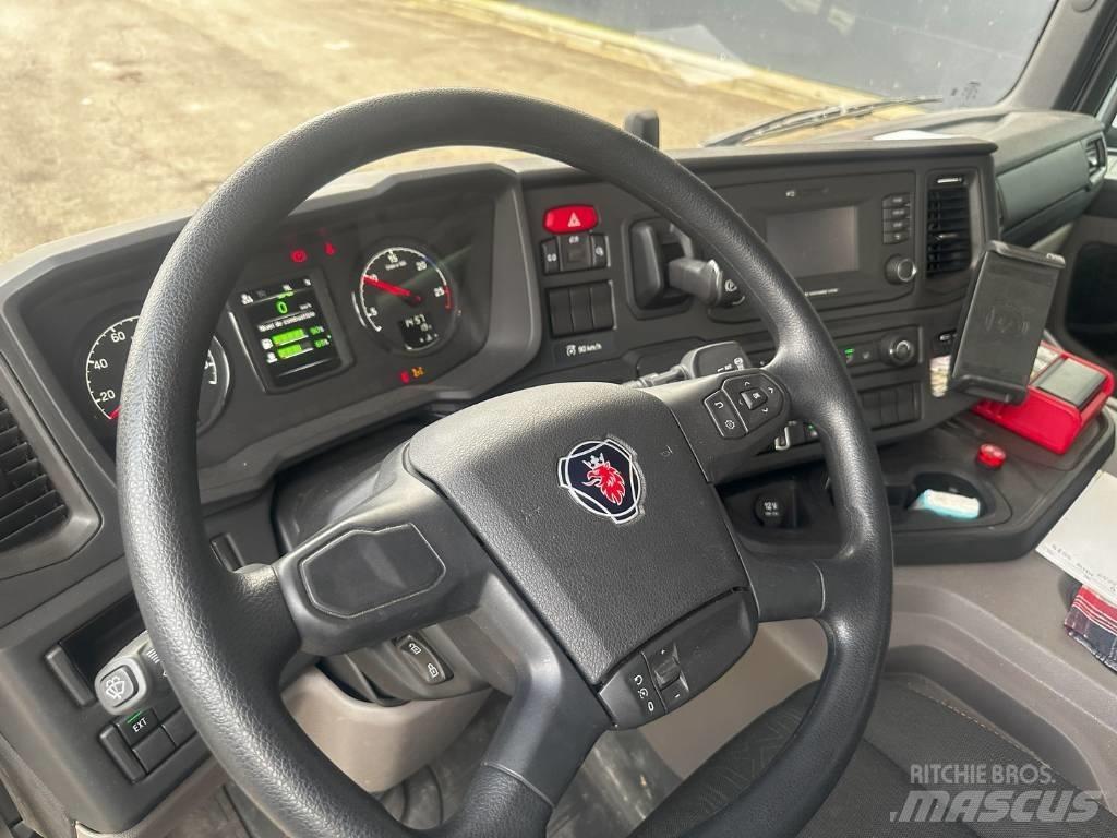 Scania P 370 Φορτηγά με Γερανό