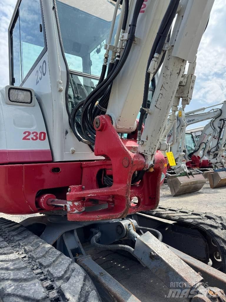 Takeuchi TB 230 Εκσκαφάκι (διαβολάκι) < 7t