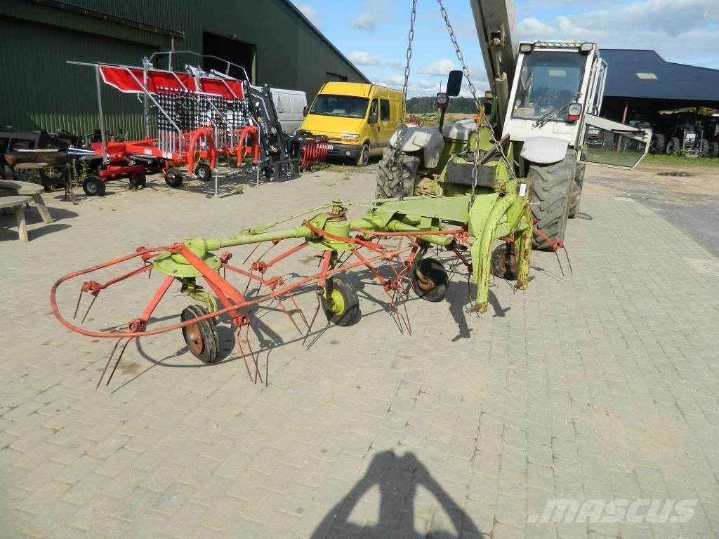 CLAAS 4 Τσουγκράνες και χορτοξηραντικές μηχανές