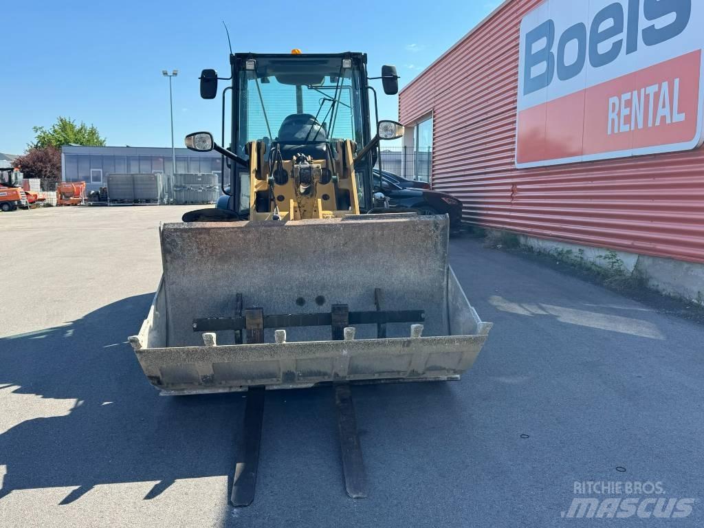 CAT 906 M Φορτωτές με λάστιχα (Τροχοφόροι)