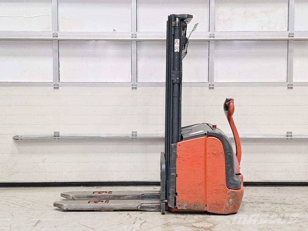 Linde L14 Παλετοφόρα πεζού χειριστή με ιστό