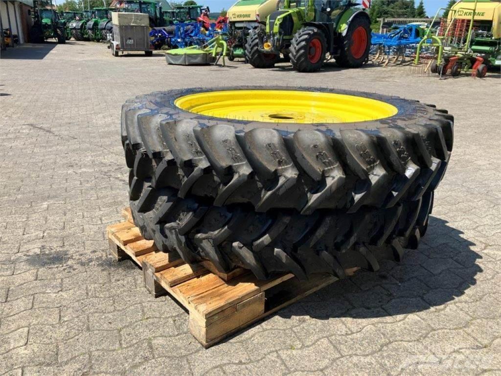 BKT 320/90R42 Ελαστικά και ζάντες