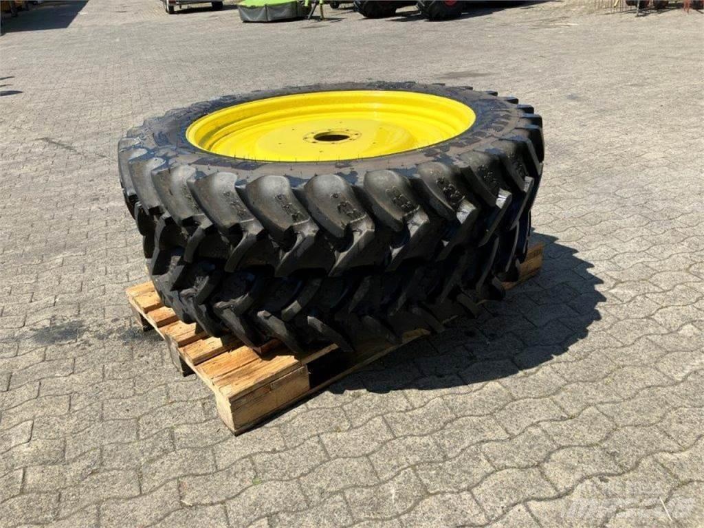 BKT 320/90R42 Ελαστικά και ζάντες