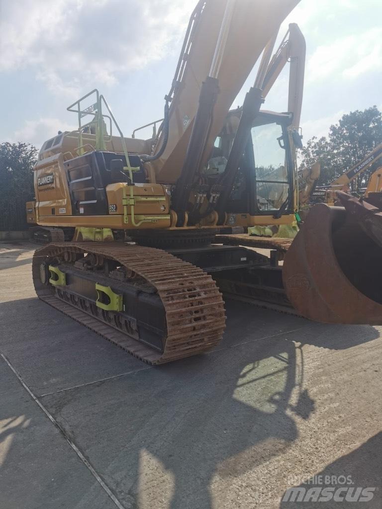 CAT 352 Εκσκαφείς με ερπύστριες