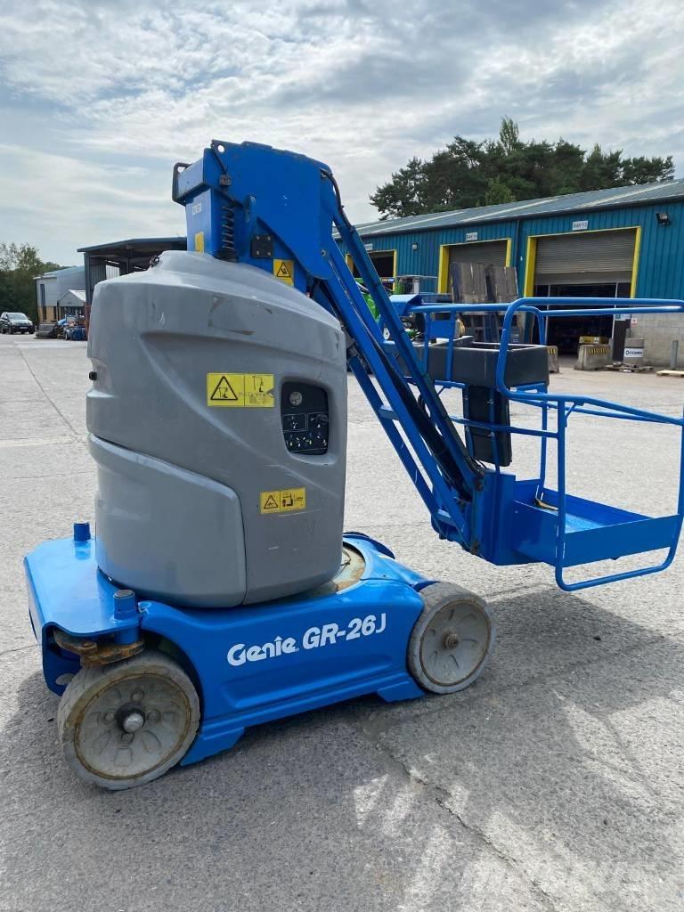 Genie GR 26 J Ανυψωτήρες με κατακόρυφους πυλώνες