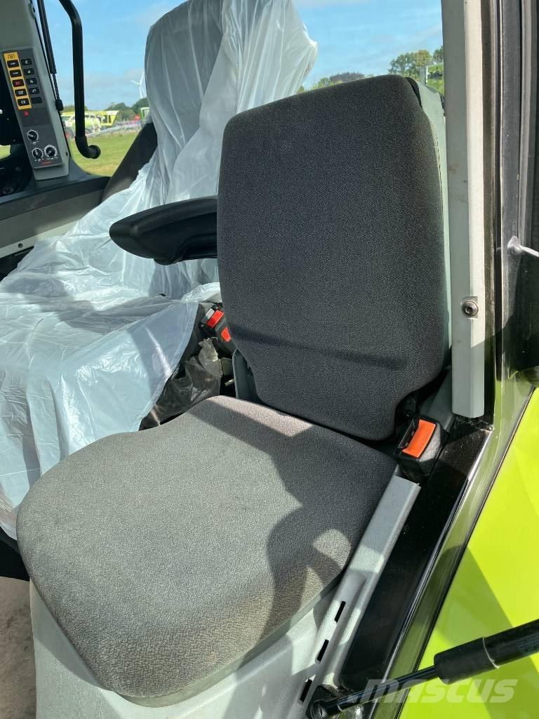 CLAAS Arion 530 CIS Τρακτέρ