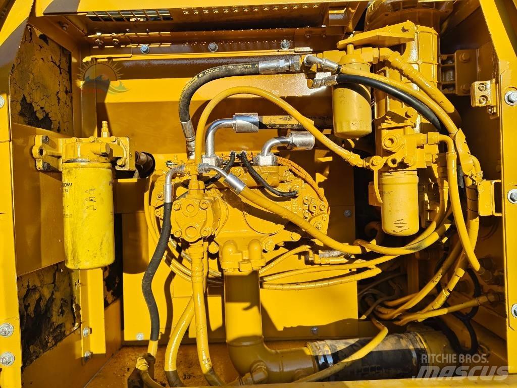 CAT 325 C Εκσκαφείς με ερπύστριες