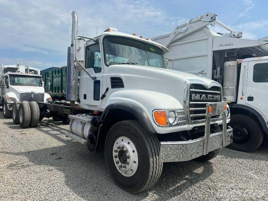Mack CV 713 Φορτηγά Σασί