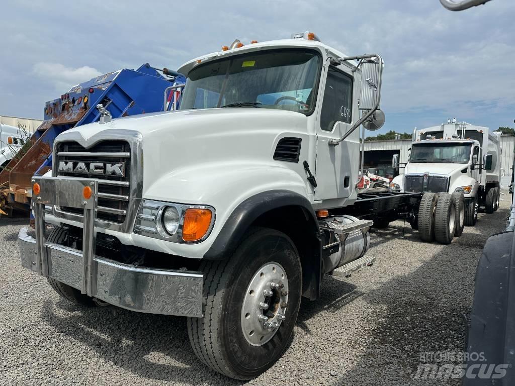 Mack CV 713 Φορτηγά Σασί