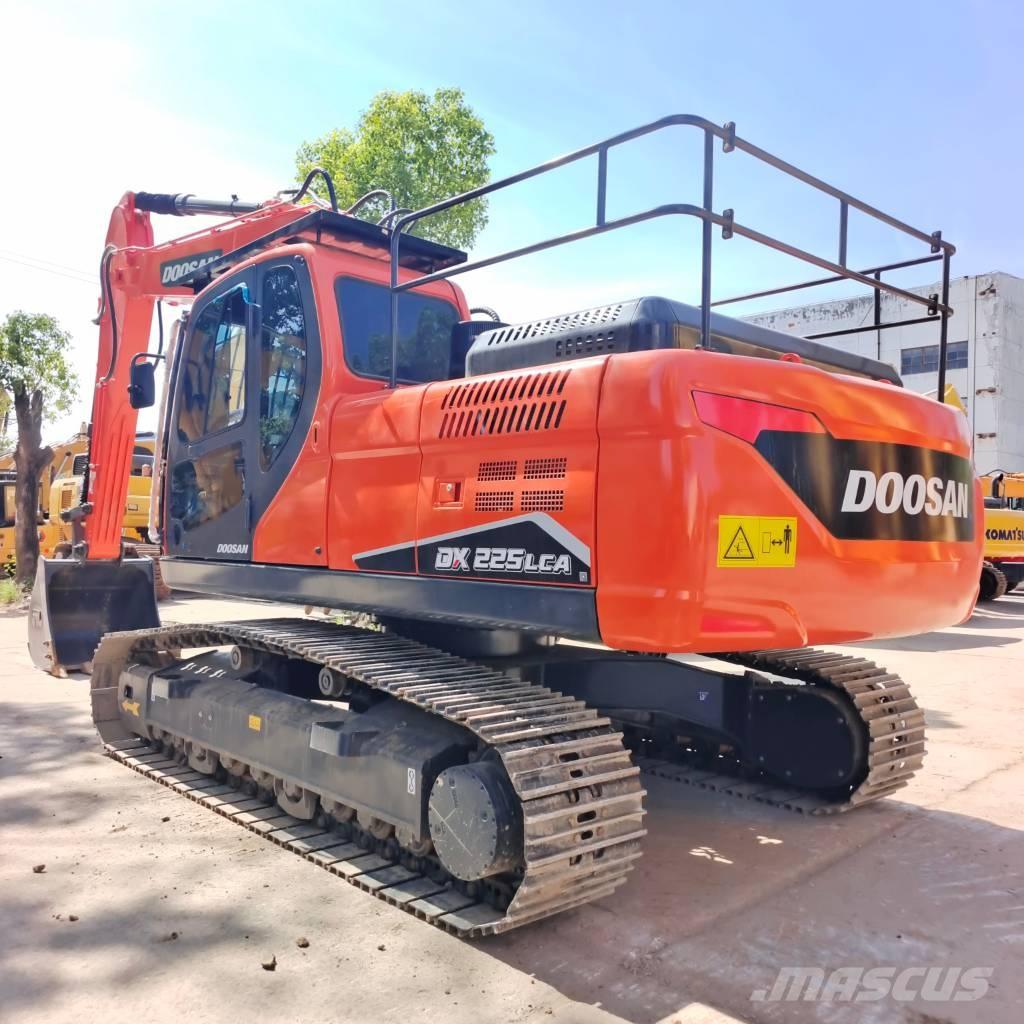 Doosan DX 225 LC-9C Εκσκαφείς με ερπύστριες