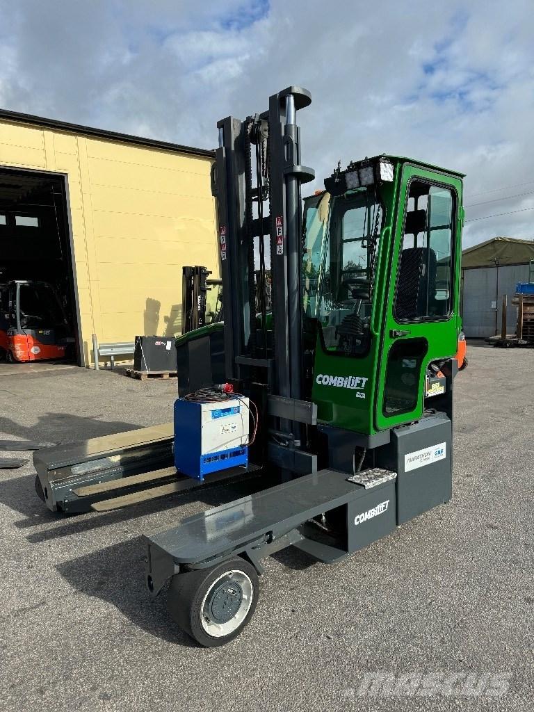 Combilift C4000ET Ανυψωτικά στενών δρόμων 4 κατευθύνσεων