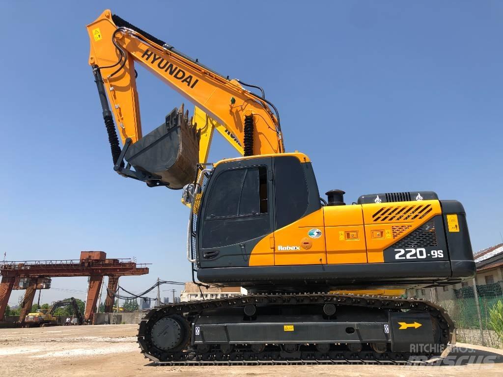 Hyundai R220-9s Εκσκαφείς με ερπύστριες