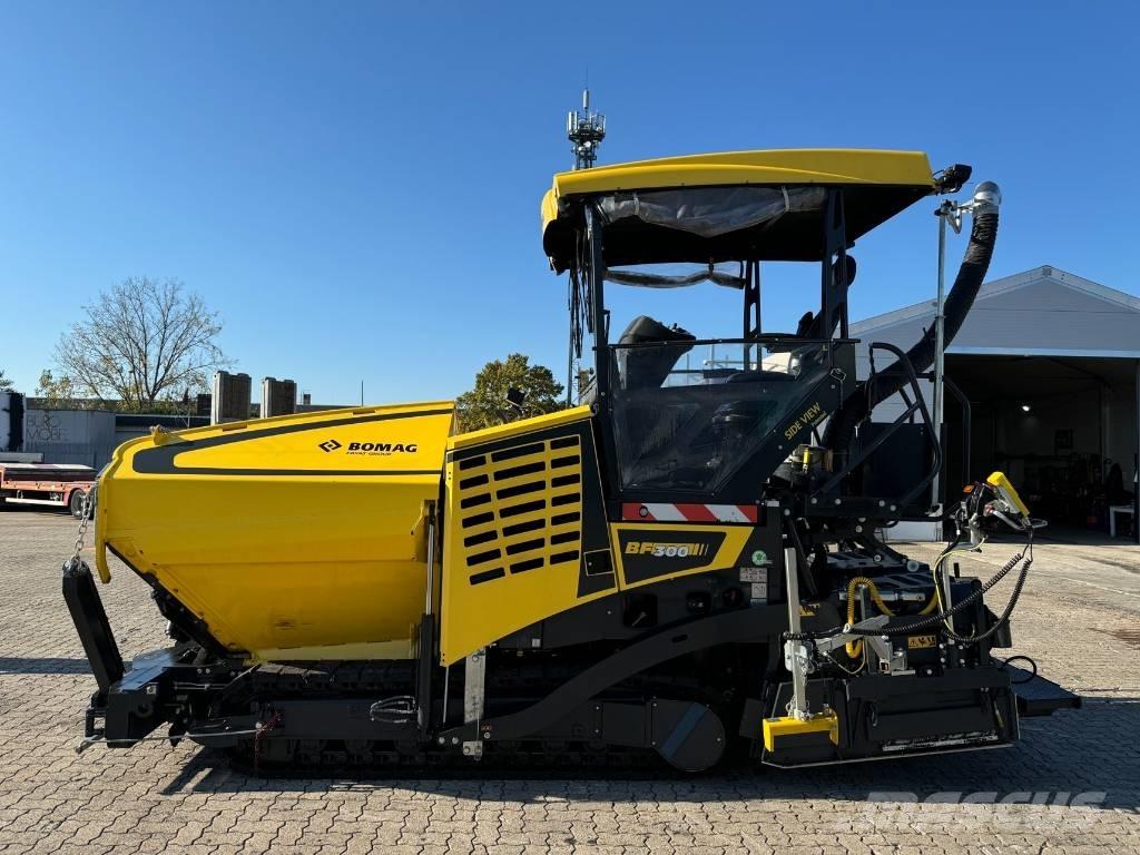 Bomag BF 300 C-2 Επίστρωση ασφάλτου