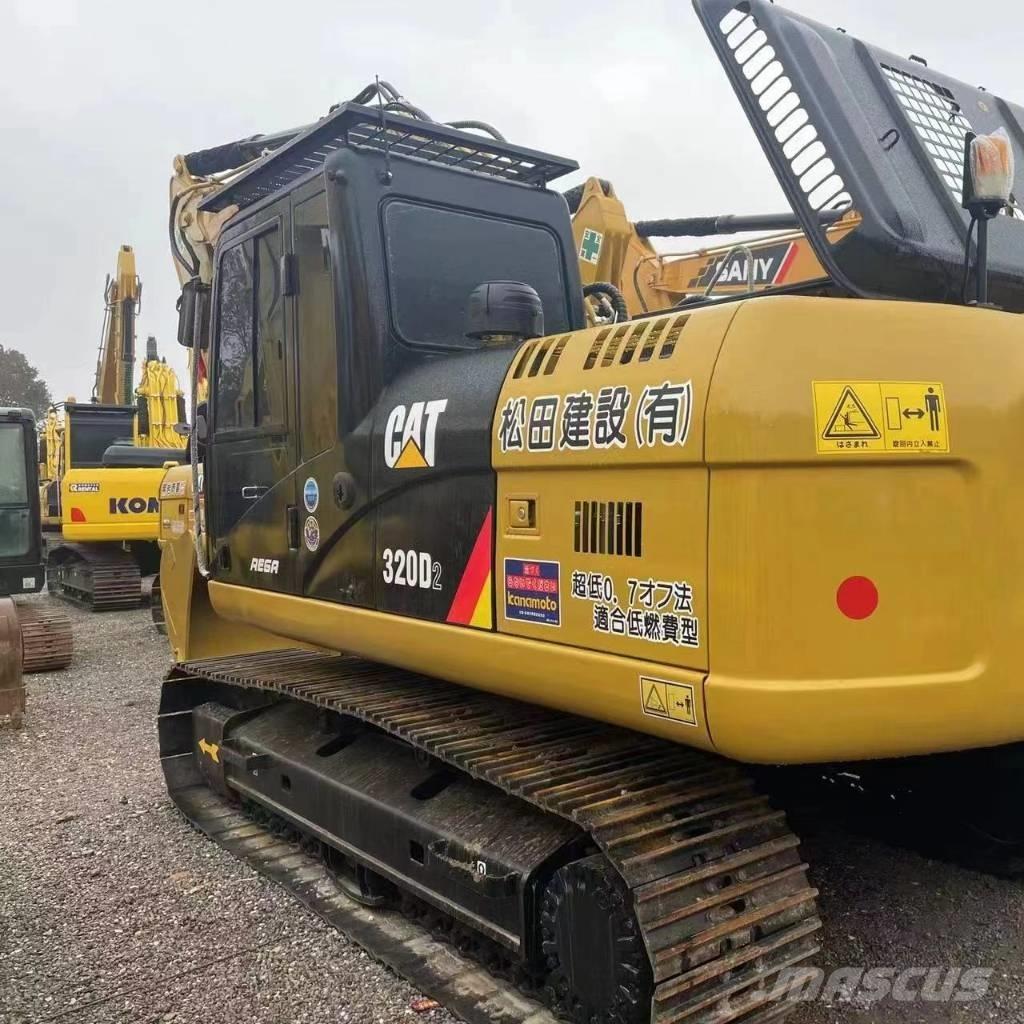 CAT 320 D2 Εκσκαφείς με ερπύστριες