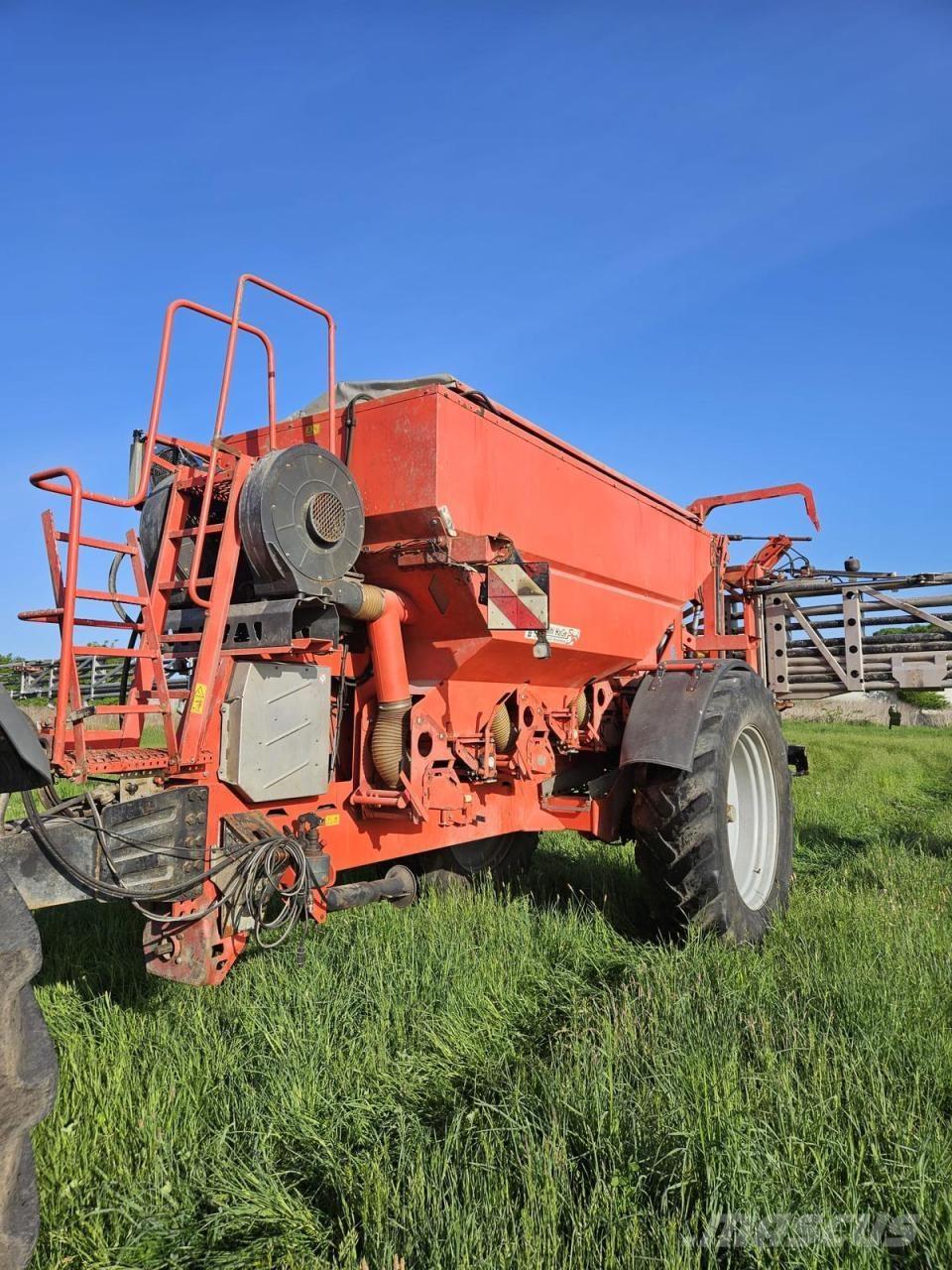 Rauch AGT 6036 Διαστρωτήρες ανοργάνων