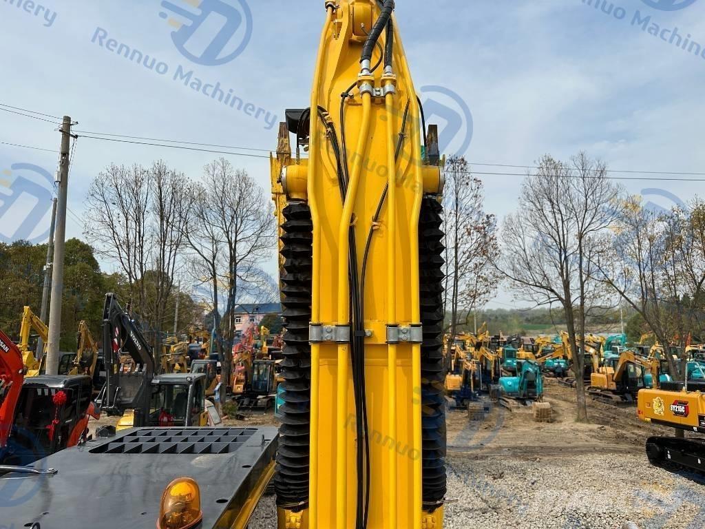 Komatsu PC200-8 Εκσκαφείς με ερπύστριες