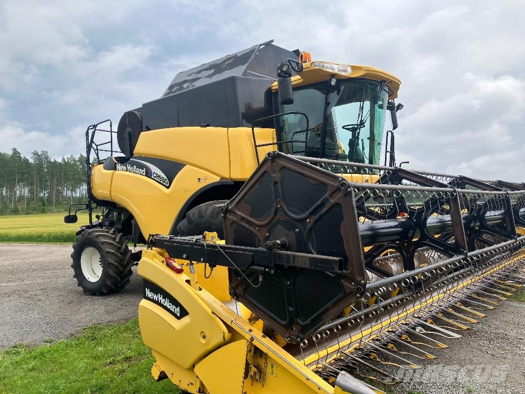 New Holland CR 980 Θεριζοαλωνιστικές μηχανές