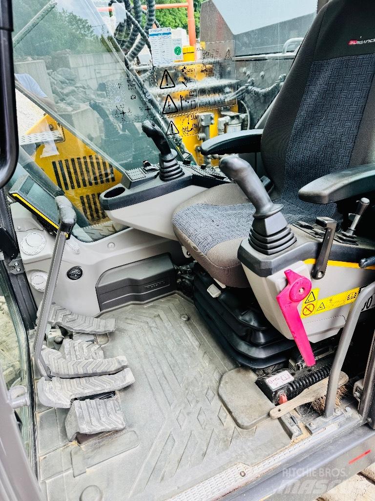 Volvo ECR 145 E Εκσκαφείς με ερπύστριες