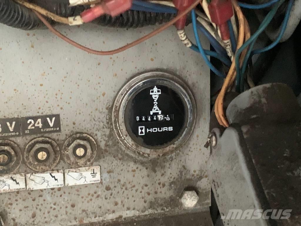 SkyJack SJ 8841 Ανυψωτήρες ψαλιδωτής άρθρωσης