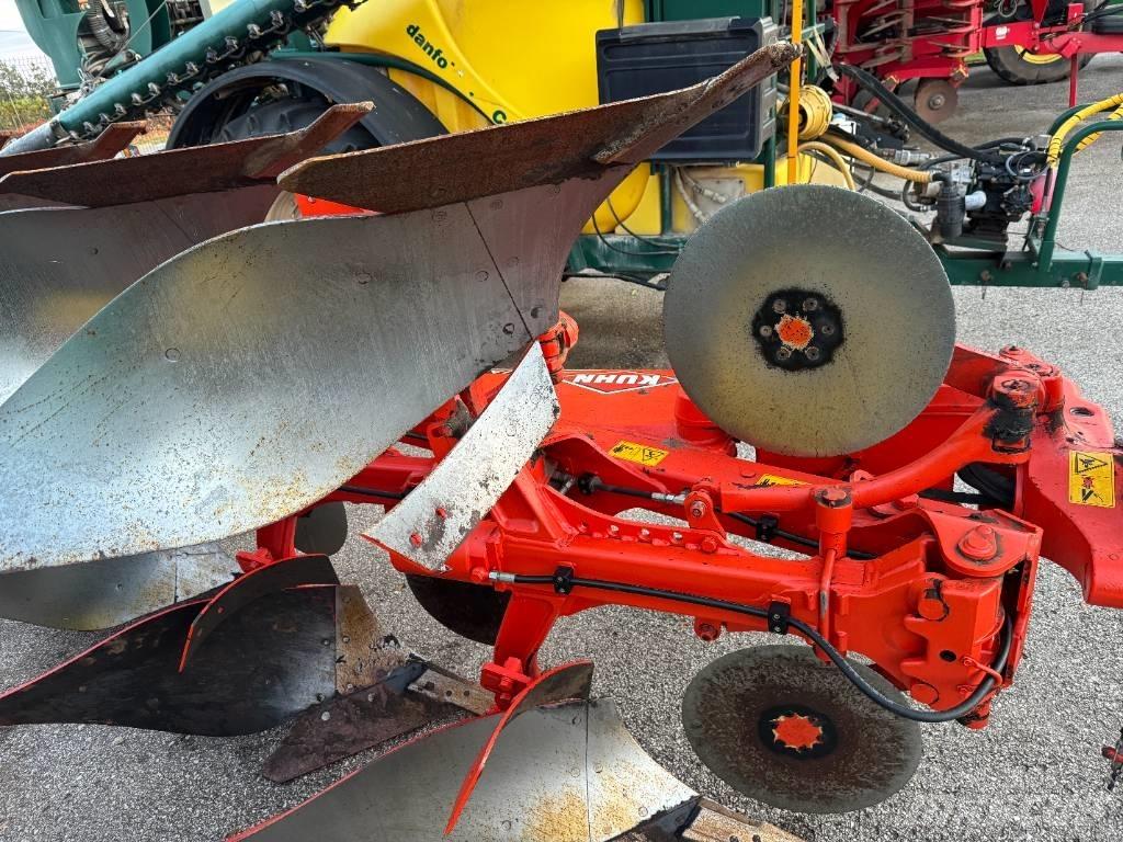 Kuhn Vari-Master 123 Αναστρεφόμενα άροτρα
