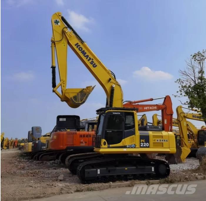 Komatsu PC220-8 Εκσκαφείς με ερπύστριες