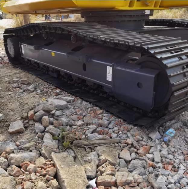 Komatsu PC220-8 Εκσκαφείς με ερπύστριες