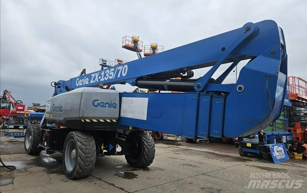 Genie ZX 135/70 Ανυψωτήρες με αρθρωτό βραχίονα