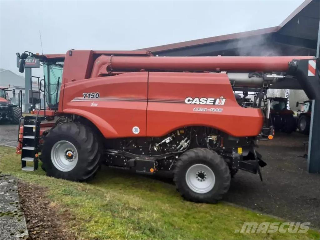 Case IH 7150 AF Θεριζοαλωνιστικές μηχανές