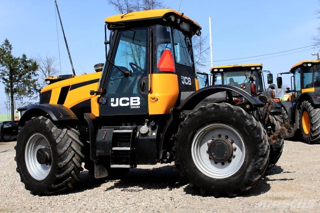 JCB Fastrac 3200 Τρακτέρ