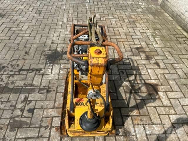 Wacker DPU 3345 H Επίπεδοι κόπανοι