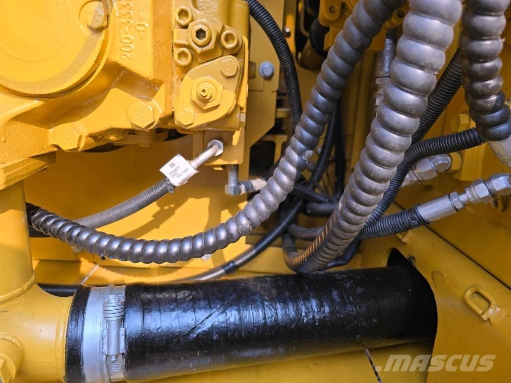 CAT 320D Εκσκαφείς με ερπύστριες